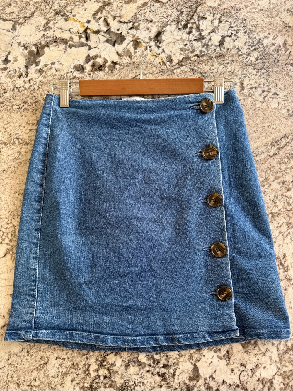 Tinsel Denim Wrap Mini Skirt Size 27 Medium Wash Button Front Jean Skirt